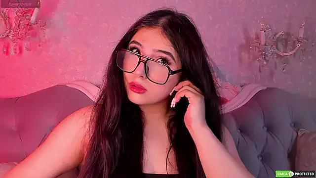 JennyFerguson on StripChat 