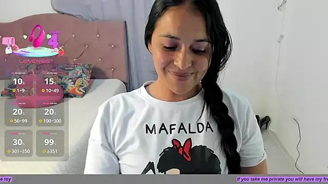 jessamond on StripChat 