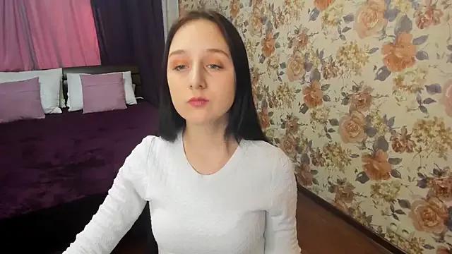 JulietMonli on StripChat 