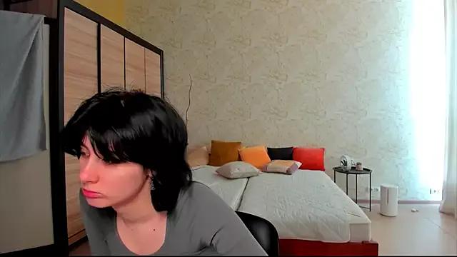 JulisSweet on StripChat 