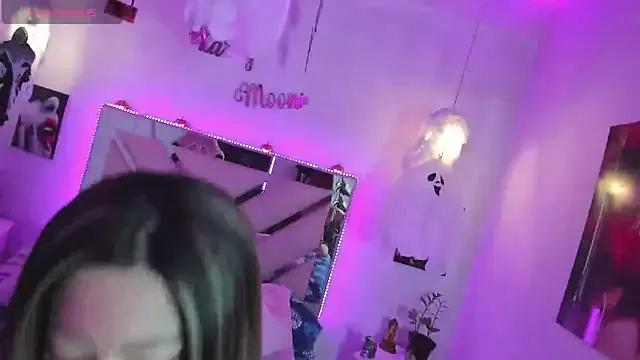 Karly_moon from StripChat