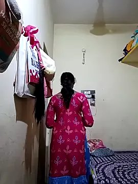 Offline Kavya5500 on StripChat