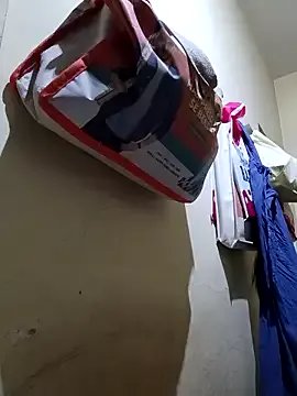 Offline Kavya5500 on StripChat