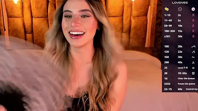 Freechat KiaraCarter on StripChat