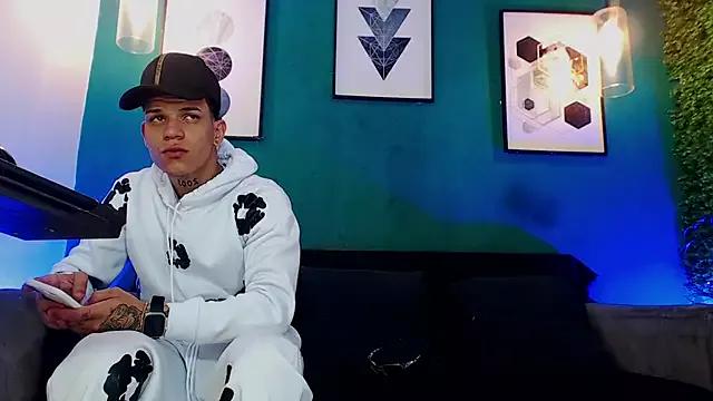 Freechat Kings_of_heaven on StripChat