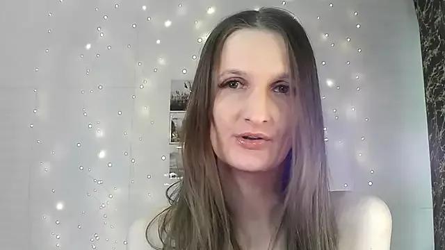 Kitty_Player on StripChat 