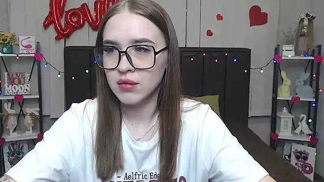 Offline LauraHlot on StripChat