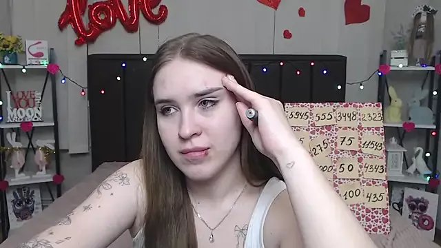 Offline LauraHlot on StripChat