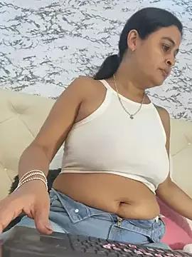 Lili__taylor on StripChat 