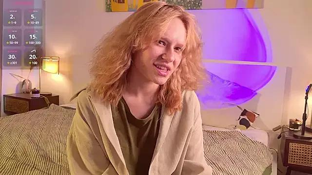 LiLiJiLi on StripChat 