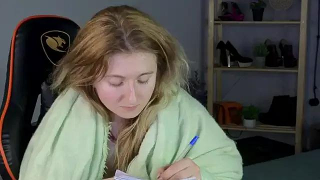 Lin_RoseX on StripChat 