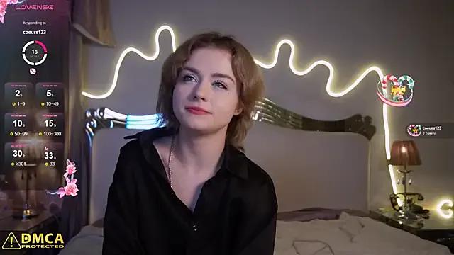 little__emily from StripChat