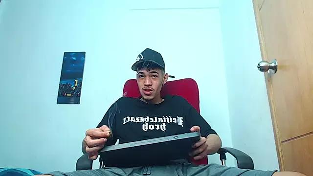 littledemon777 on StripChat 