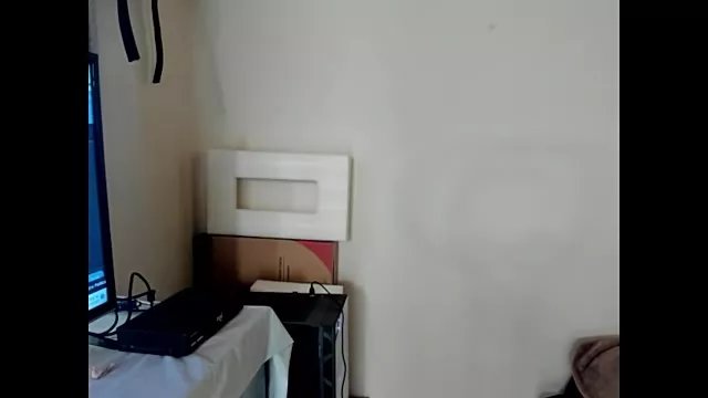 Freechat lunacandyy13 on StripChat