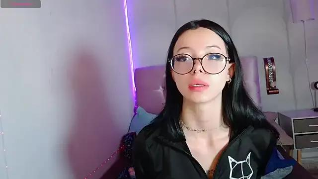 madison_oli on StripChat 