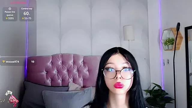 madison_oli on StripChat 