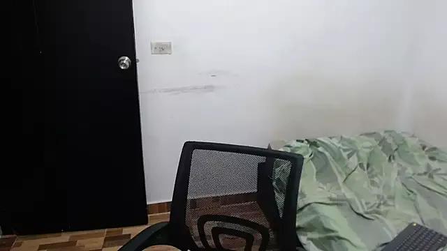 Majo_BigTits on StripChat 