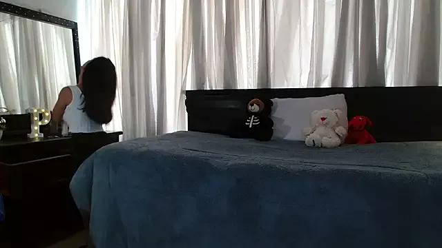 MINI_Petite on StripChat 