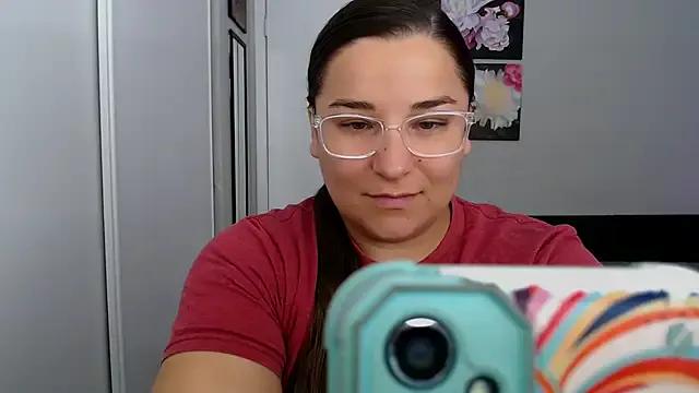 MoonBalloons on StripChat 