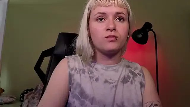 Offline NEXT_DOOR_GIRL_ on StripChat