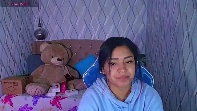 NicolleTaylor from StripChat