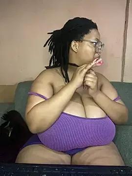 NonoGotBoobies on StripChat 