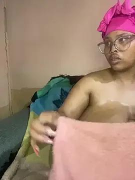 NonoGotBoobies on StripChat 