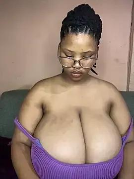 NonoGotBoobies on StripChat 