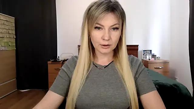 ParadiseAlina from StripChat