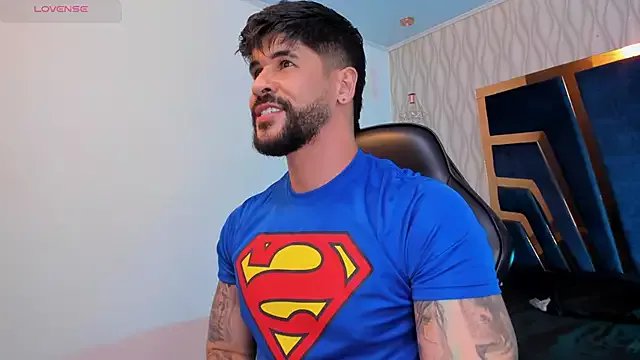 Petesevans on StripChat