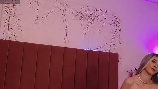 Offline PinkySparks on StripChat