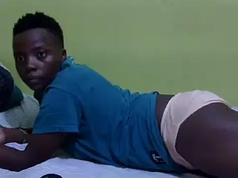 QUEEN-LIZ on StripChat 