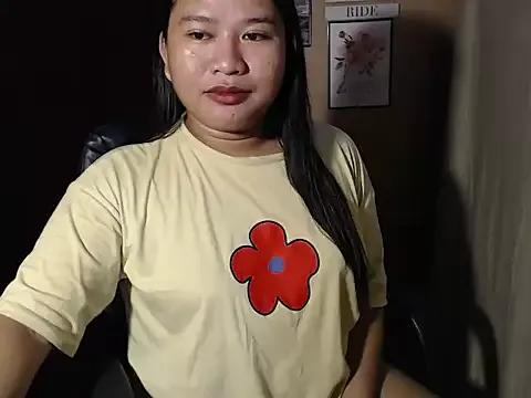 Ryzamae_143 on StripChat 