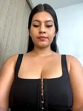 Saanvi21 from StripChat