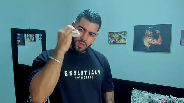 Offline SamirHazard97 on StripChat