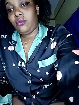 Sassy_Classysquirt from StripChat