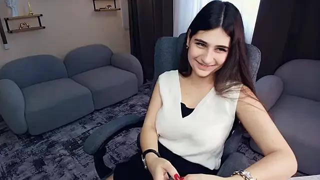 ScarletDivaa on StripChat 