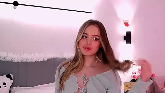 SIlviaBeyt on StripChat 
