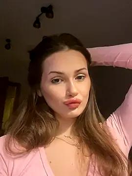 Freechat SoShyEmmyyy on StripChat