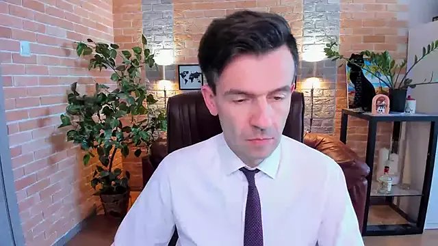 Offline SteveTiger on StripChat