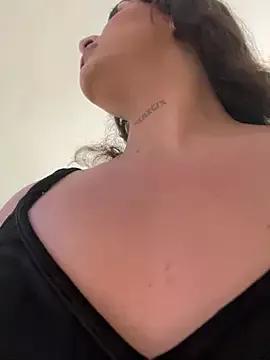 Sweet_vicky_hot on StripChat 