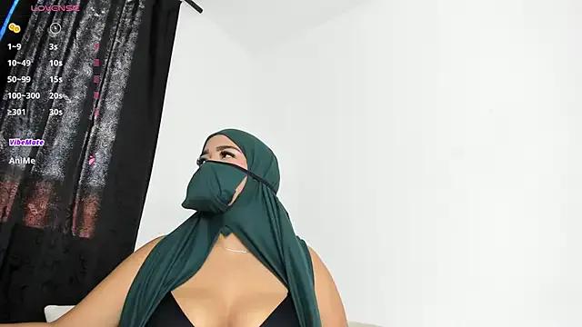 thaira_aly from StripChat