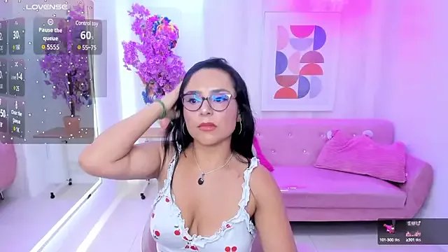 Freechat Tiara_rr on StripChat