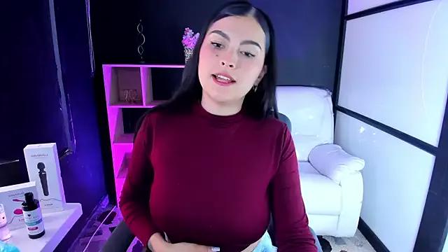 TifanyWhite_ on StripChat 