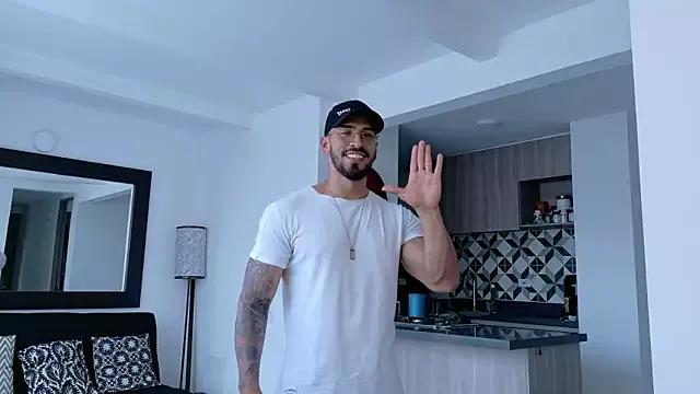 tony_muscle on StripChat 