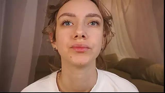 Tuntuntun_shakhuuur on StripChat 