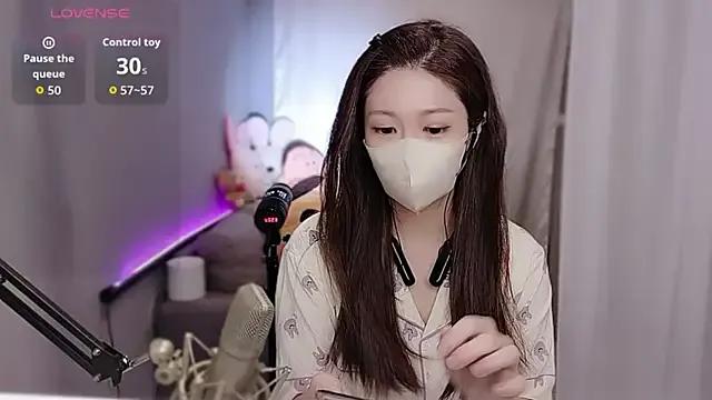 Tw_Sexynn from StripChat