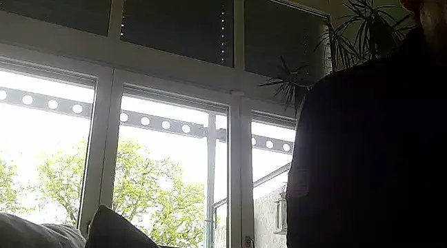 Freechat Unique_X_perience on StripChat