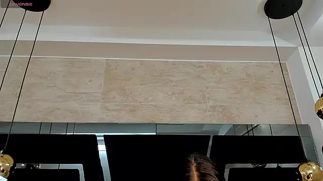 Offline ValentinaBreats on StripChat