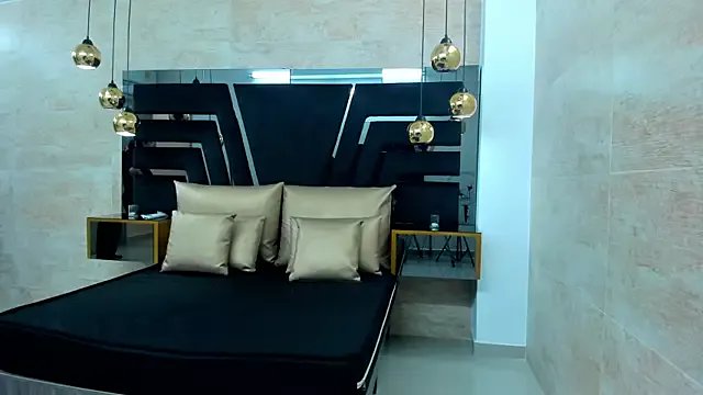 Offline ValentinaBreats on StripChat